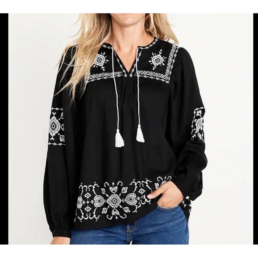 Old Navy Embroidered Peasant Blouse Black White Tassel Boho Top Small